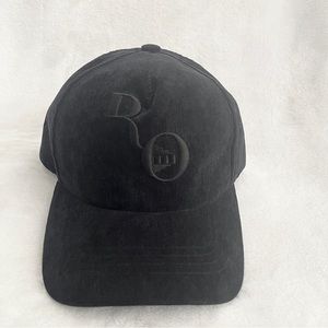 REUBEN OLIVER Corduroy Snap Back Hat Black Unisex